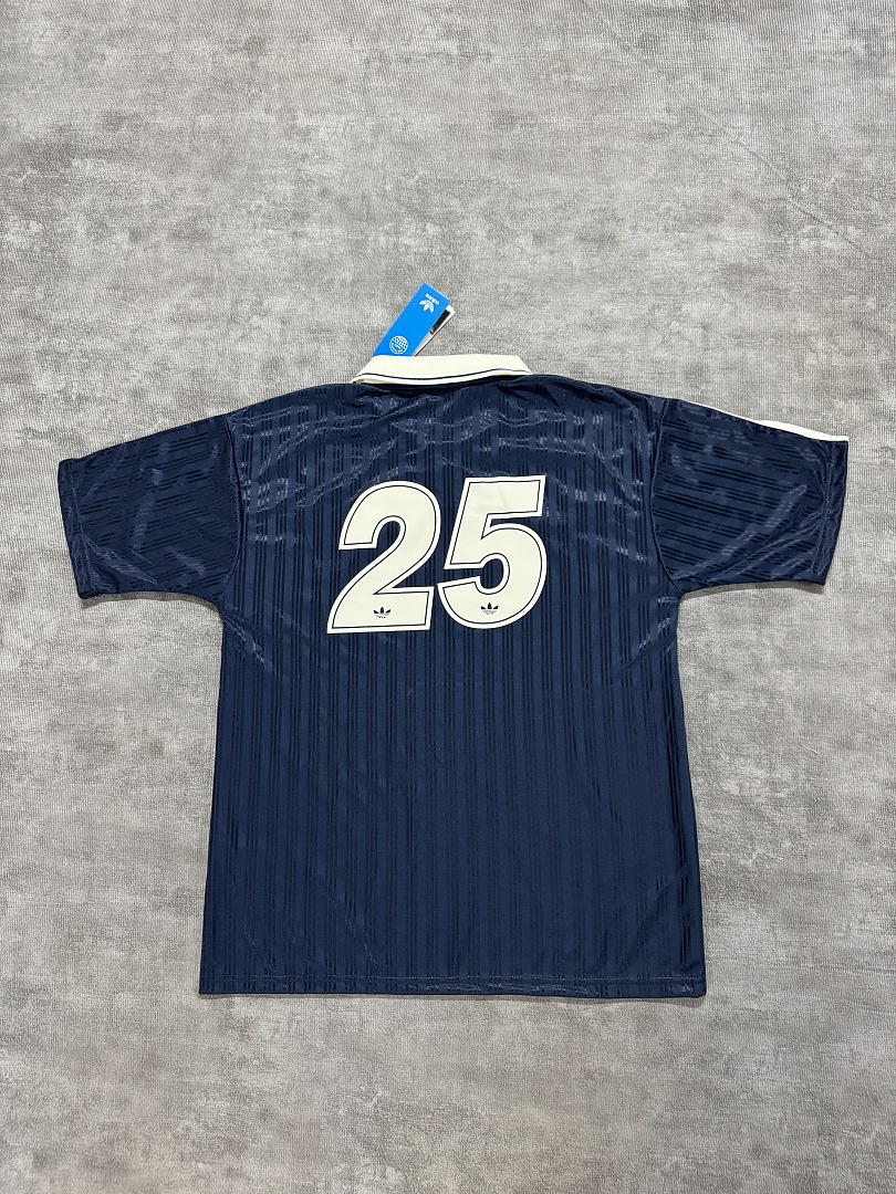 LIve's 25 navy Fans Version - 3
