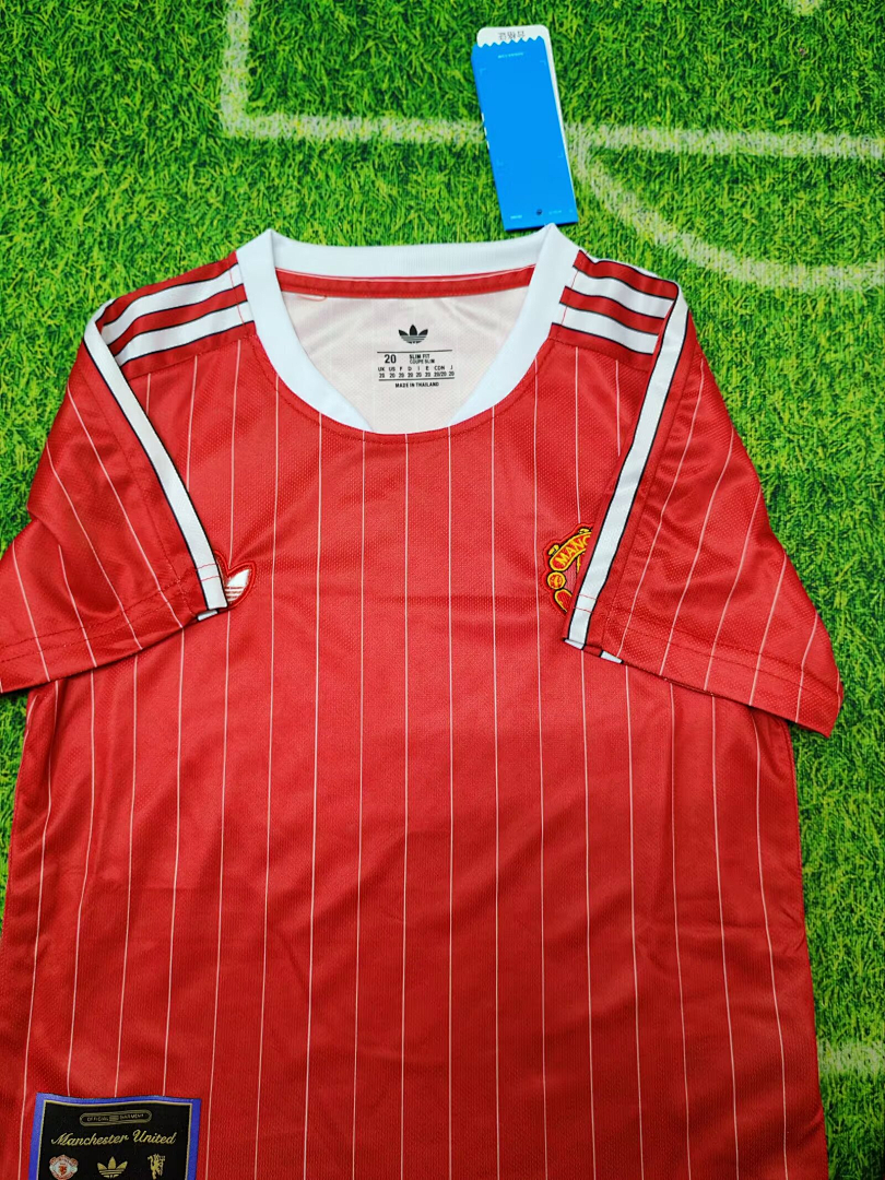 Man Utd Special Kids Kit - 3